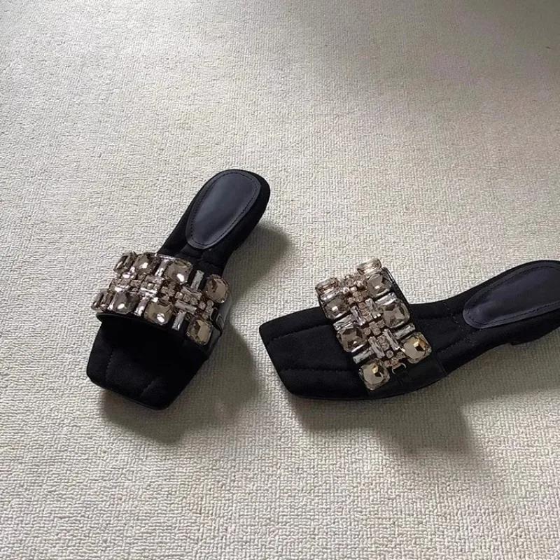 2025 New Shoes for Women Summer Outdoor Peep Toe Modern Slippers Solid Rhinestone Square Heel Advanced Sense Women's Slippers