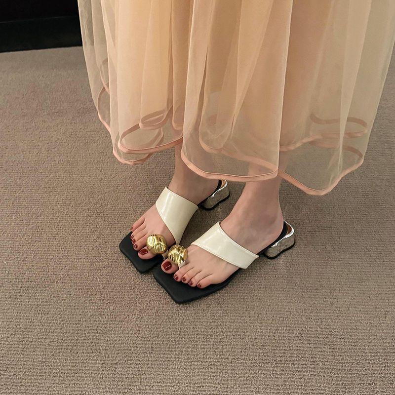 Thick heel and thin personalized set-toed Roman sandals 2025 summer and autumn new square head metal buckle toe slippers