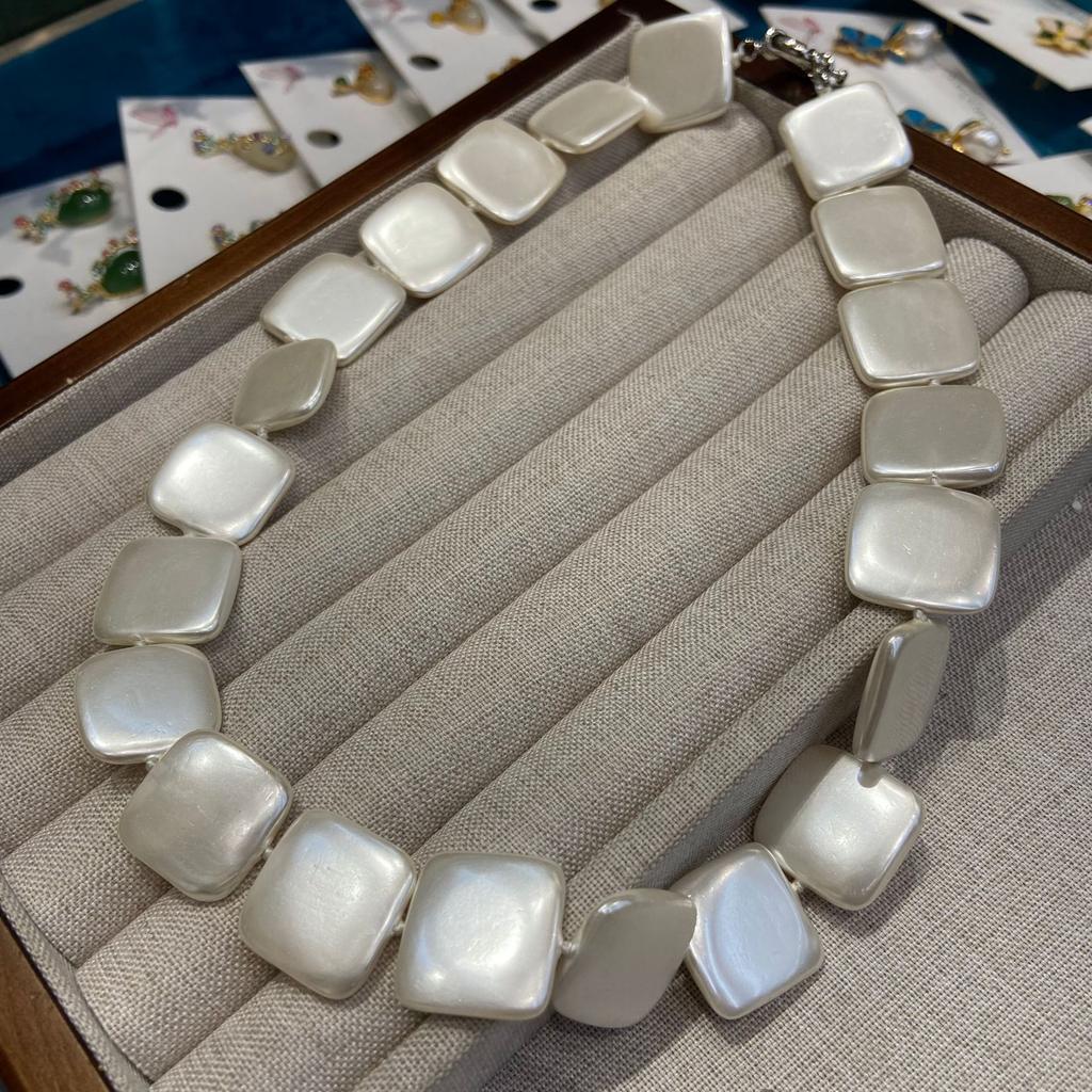 French Minimalist Natural Shell Handmade Beaded Retro Vintage High Fashion Versatile Necklace