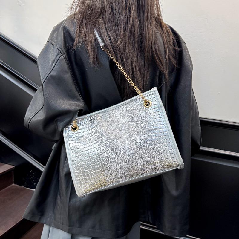 Texture popular new trend fashion casual chain solid color shoulder crossbody big bag women