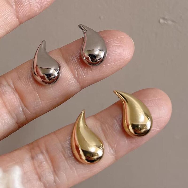 18K Gold Plated Water Drop Earrings - Simple, High-End, Personalized Ear Studs