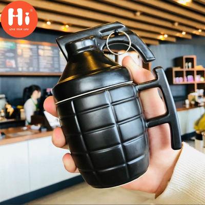 Hi Creative Granate mit Deckel, Keramiktasse, Kaffeetasse, personalisiertes Geschenk