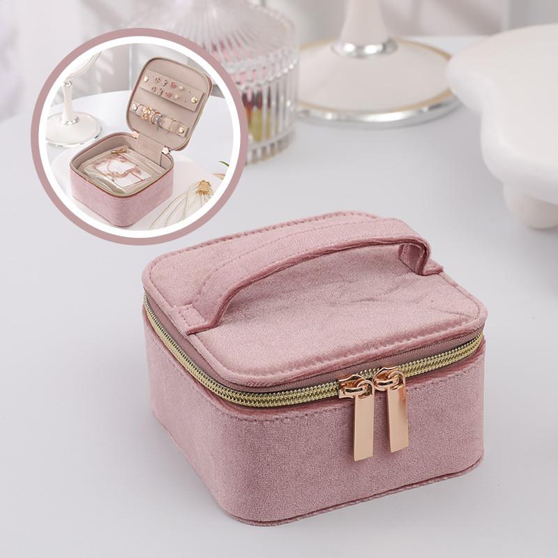 Minimalist Leather Jewelry Organizer With Multiple Compartments For Travel And Gift Giving