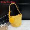 Retro Soft Pu Water Bucket Bag For Women With Magnet Closure And Mobile Pocket