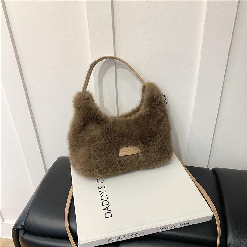 Women's Fluffy Shoulder Bag 2025: Versatile Fashion Crossbody Handbag for Autumn/Winter
