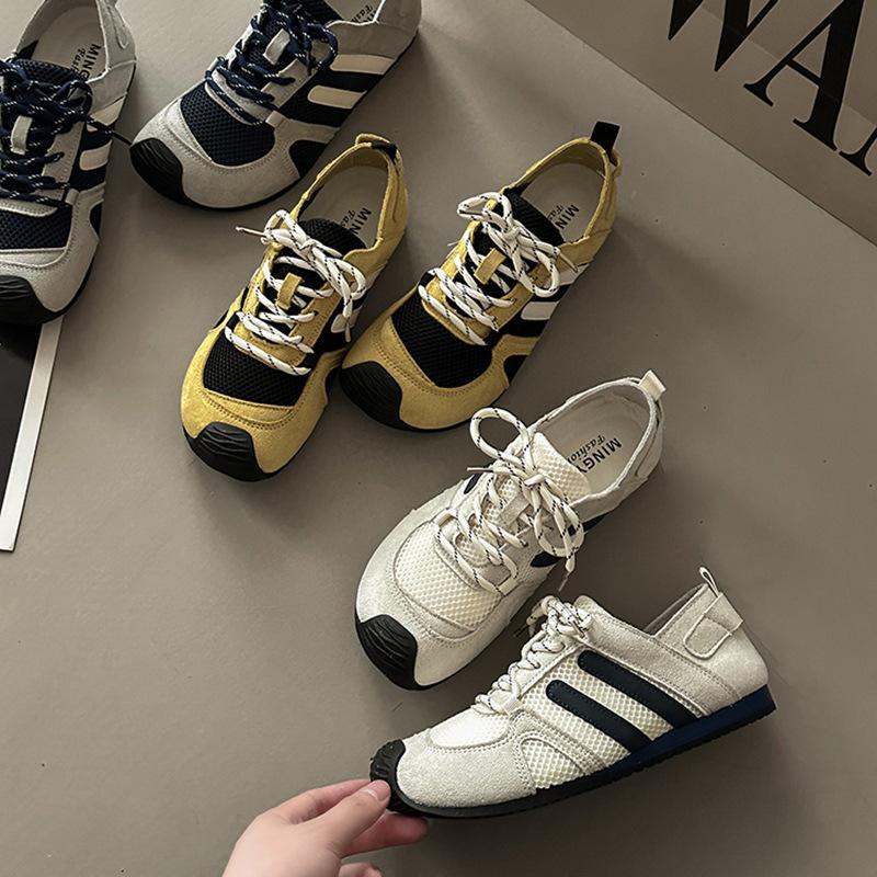 Stylish Simple and Versatile Mesh Breathable Casual Moral Training Shoes Women's Summer Retro Classic Sports Shoes Girls Forrest Gump Shoes