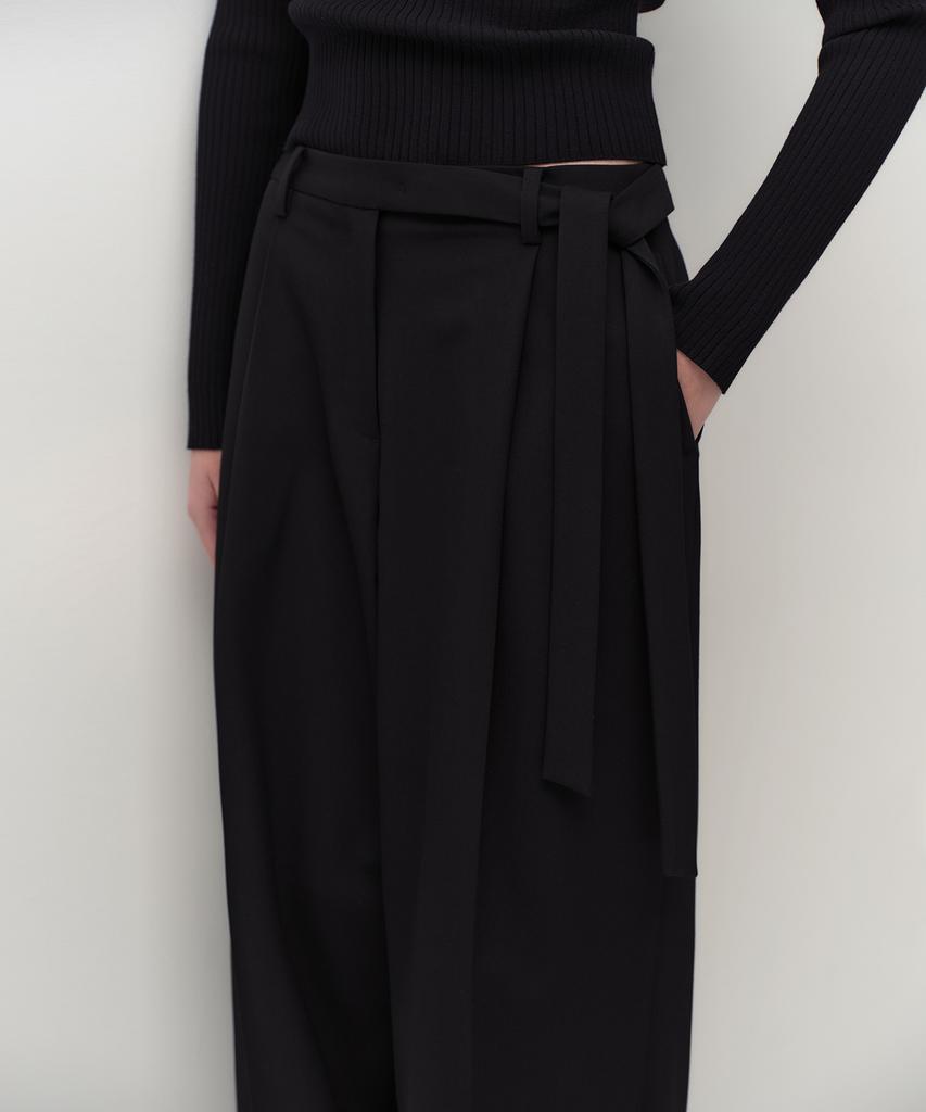MUSINSA STANDARD WOMAN Women'S Waist Strap Deep Tuck Wide Slacks [Black]