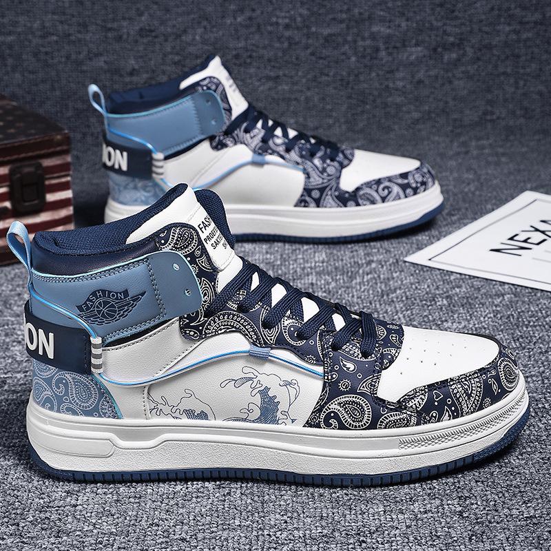 

Shoes men s large size new leather men s sports board shoes fashion Korean version high-top casual trendy shoes men 39