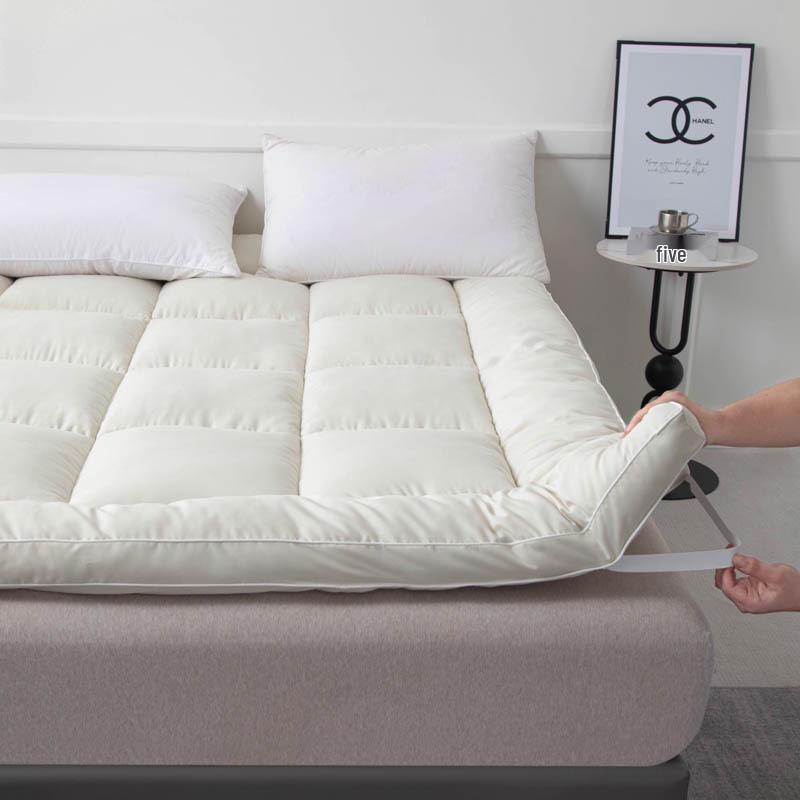 Solid Color Soft Cotton Quilt Mattress Sheet for Full Bed - Skin-Friendly and Ideal for Dorms