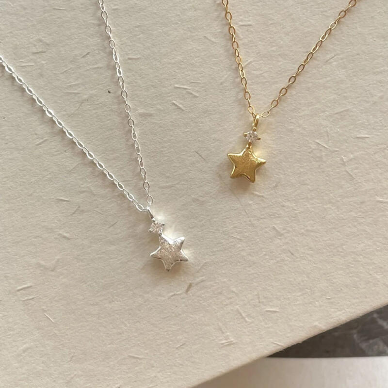 Classic Frosted Mini Five-Pointed Star Pendant Necklaces for Women Lady Exquisit Crystal Fine Chains Necklaces Jewelry Wholesale