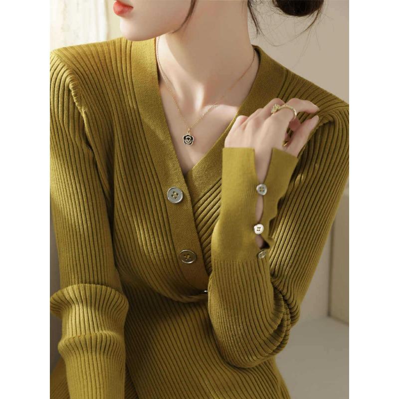 Lazy wind knitted sweater women's summer new long-sleeved high-end super good-looking bottom top