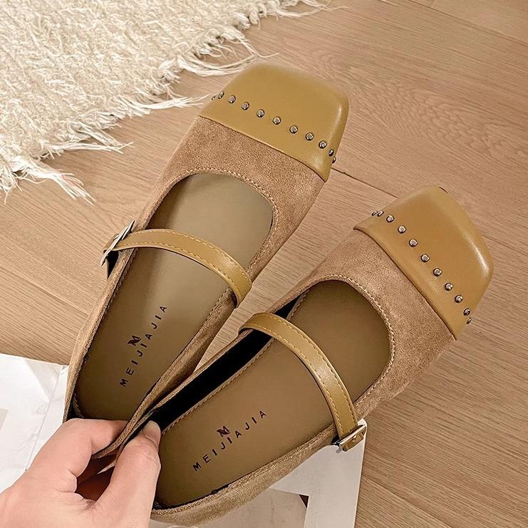 Fashion temperament retro ballet style flat bottom shallow mouth single shoes women's 2025 new spring and autumn soft sole Mary Jane small leather sho