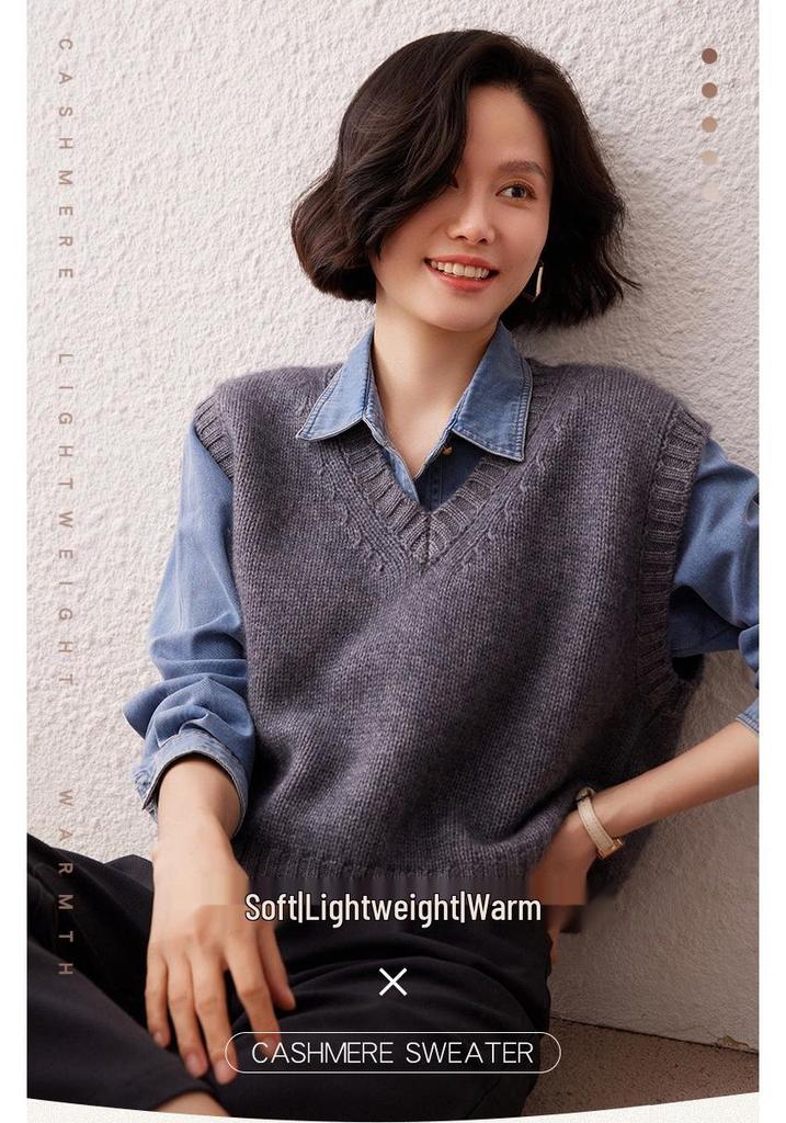 Women's Vintage V-neck Cashmere Sweater Vest: Short Loose Knit for Autumn & Winter Fashion