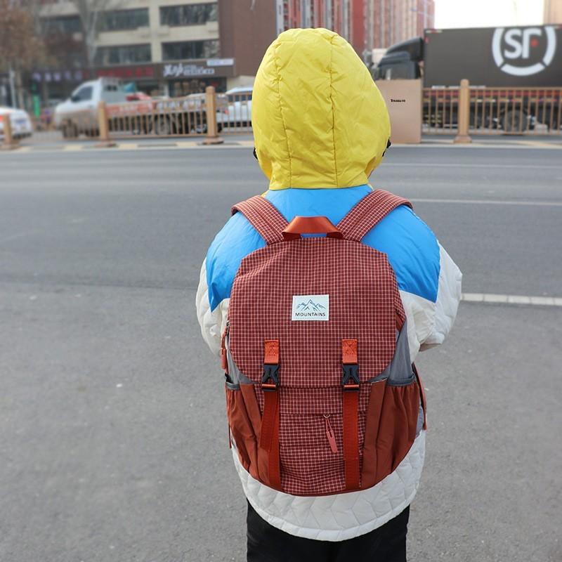 Childrens Outdoor Hiking Backpack With Waterresistant Fabric For Elementary School Kids