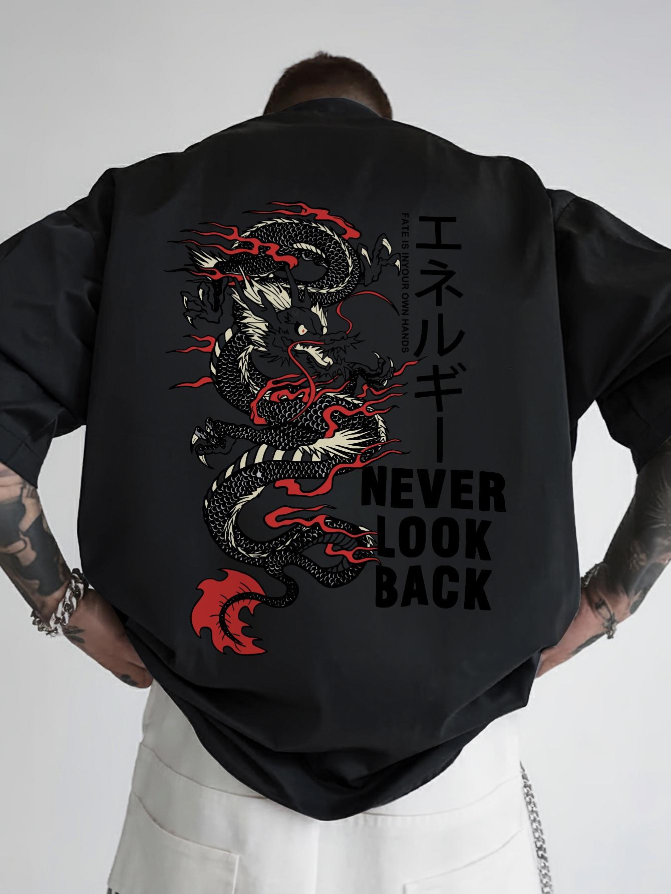 

A Short-Sleeve T-shirt Featuring Japanese-Inspired Prints on The Back XL