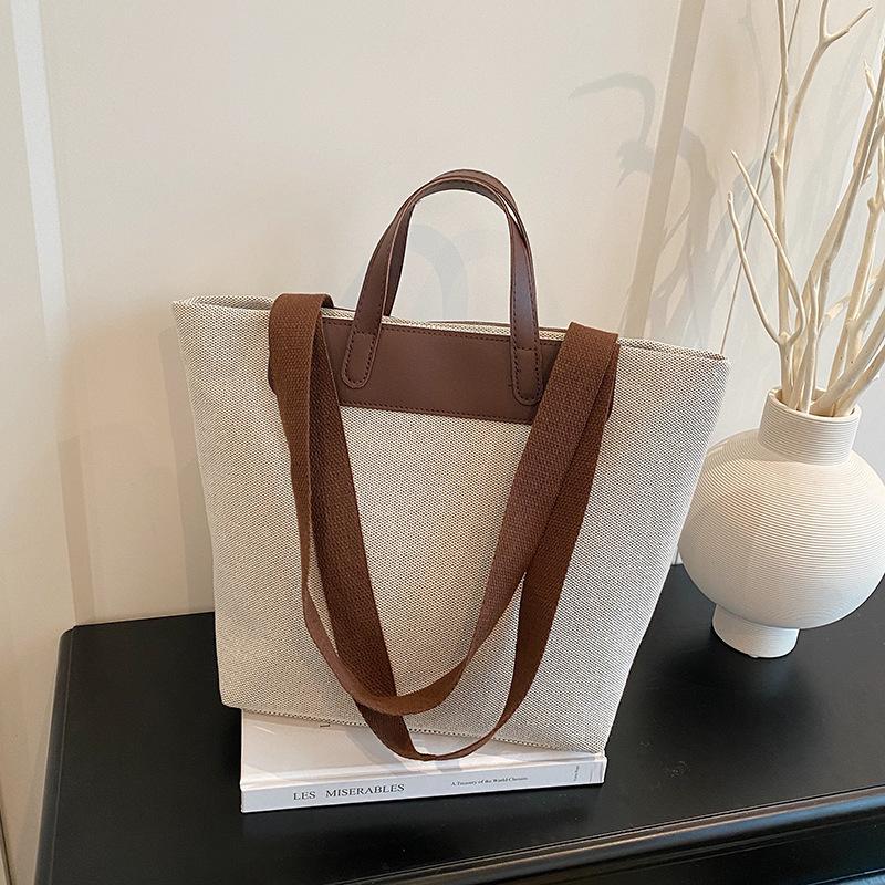 Summer New Shoulder Armpit Bag Large Capacity Retro Contrasting Color Design Literary Commuter Tote Bag Handbag