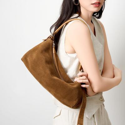 Breiter Schultergurt vielseitige Leder Rindsleder Umhängetasche mattes Wildleder Mode Pendler High-End leichte Luxus Schultertasche