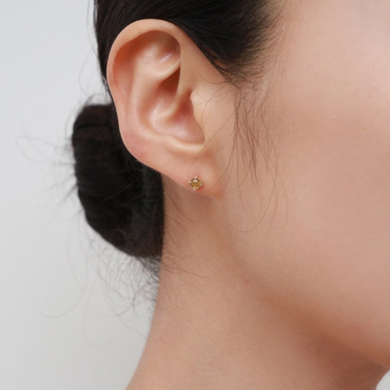 Less Is More 14K Gold Yellow Rough Diamond Earring & Piercing
