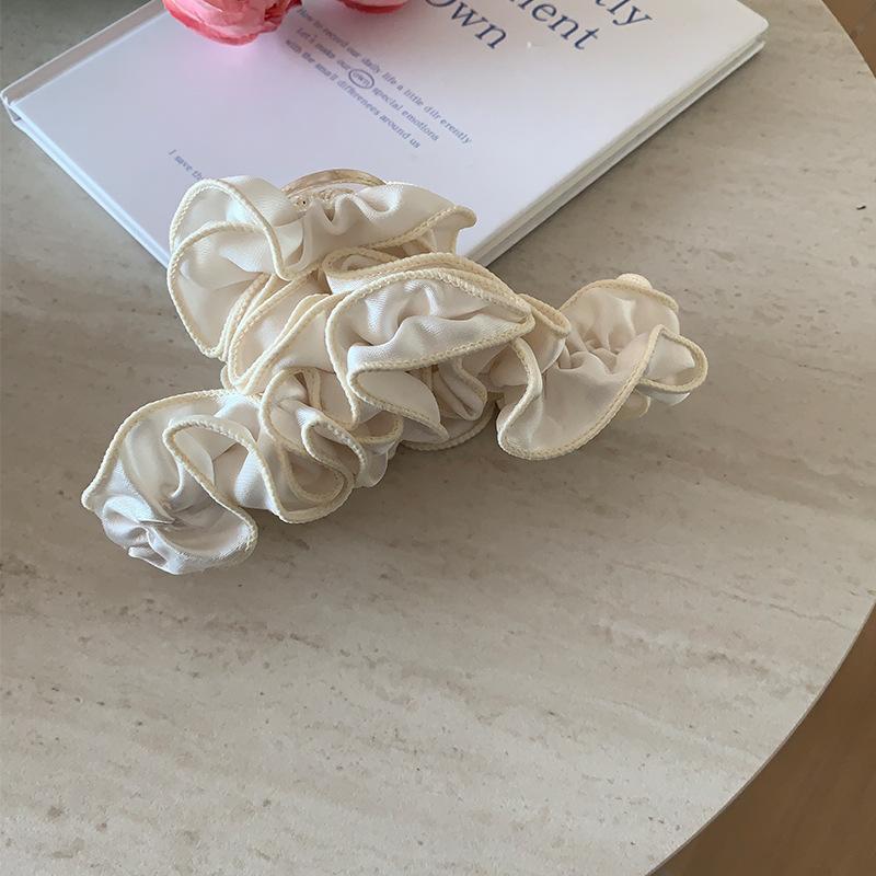 Retro Pleats Hair Clip For Women Solid Color Ponytail Holder Claw Headwear Fashion Hair Accessories