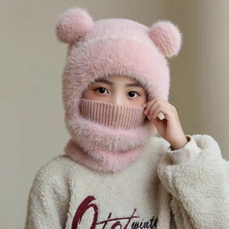 Face-Slimming White Rabbit Fur Yarn Hat for Women & Men: Knitted, Plush, and Warm for Autumn/Winter, Fits Large Head Circumference.