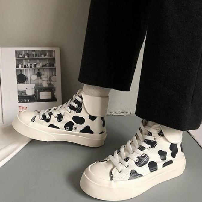 

Холстовая женская обувь с высоким берцем на платформе, модные милые женские повседневные кроссовки на шнуровке, весенняя обувь для отдыха, уличная женская обувь на плоской подошве