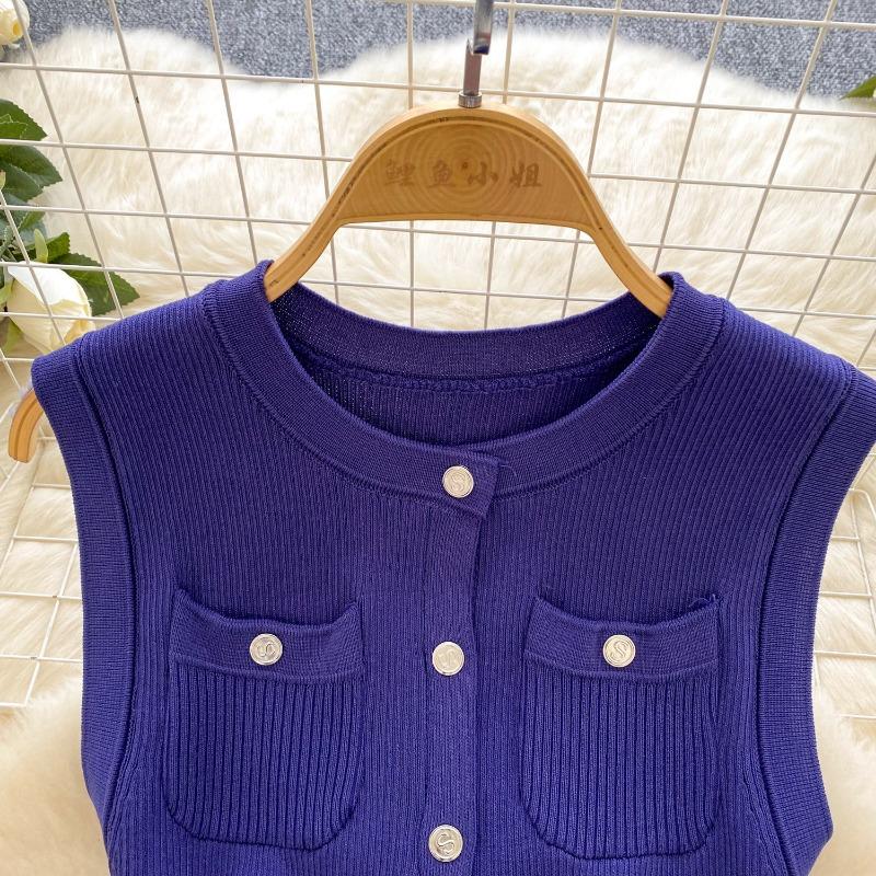 Simple Sleeveless Knitted Dress for Women Featuring A Summer Patchwork Single-breasted Design