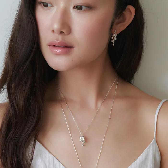 Silver Grape Simple Necklace JN054