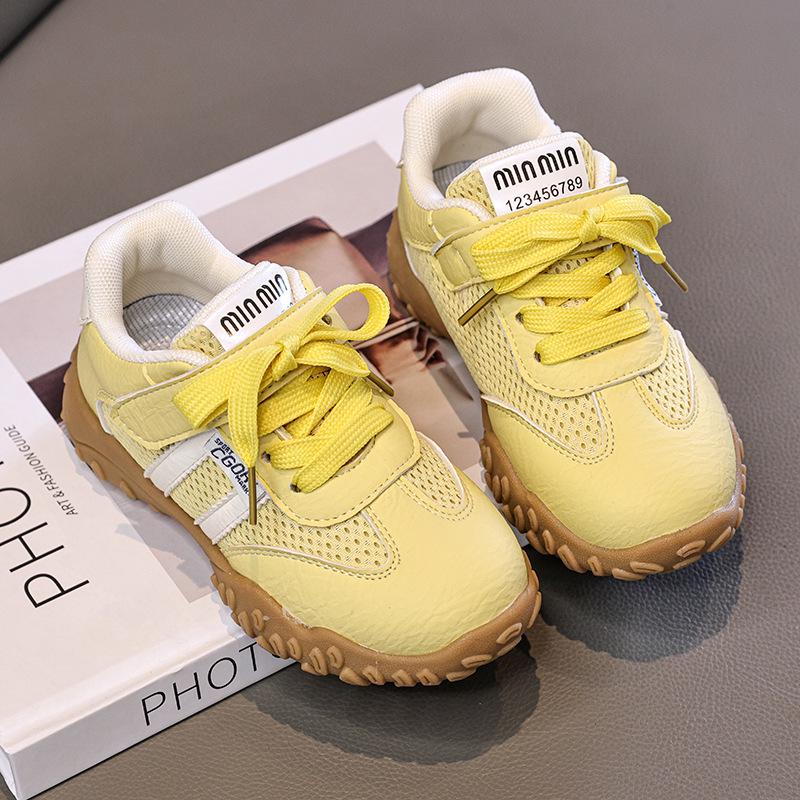 Autumn 2025 Kids' Sports Shoes: Breathable Fashion Sneakers with Soft Soles for Running and Training—Girls' & Boys' Style.