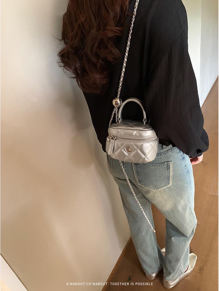 2024 Nanfeng Galaxy Camellia Chain Crossbody Handbag