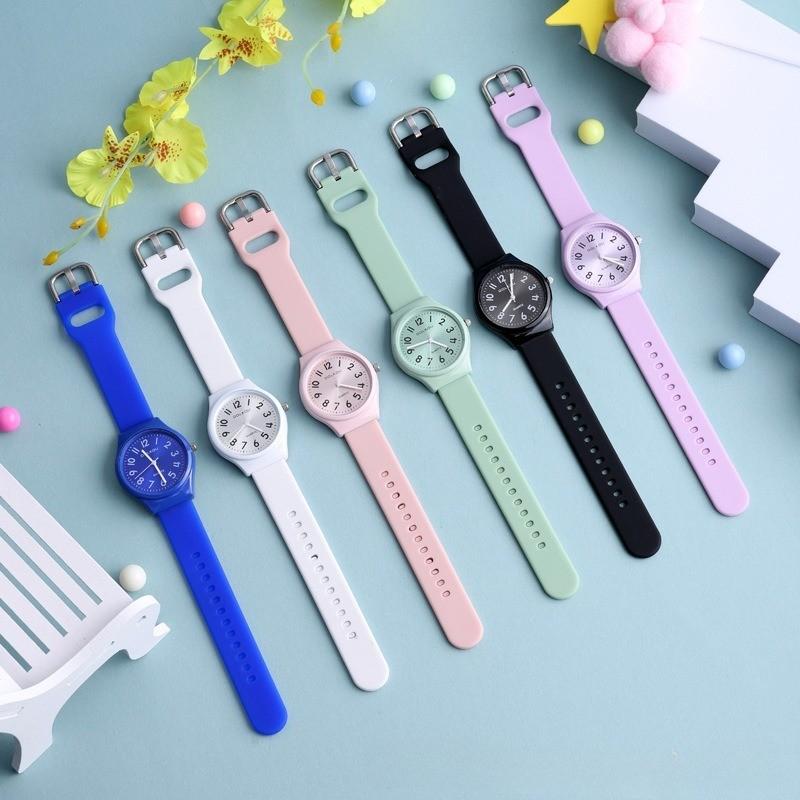 Simple Kids Sport Quartz Watch Anti-Fall Macaron Fresh Style Boys Girls Exam Watch Jelly Color Plastic Strap Quartz Wristwatches