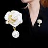 Elegant White Camellia Flower Brooches Pins For Women Beautiful Flower Plant Dressing Clothes Corsage Jewelry Accessories