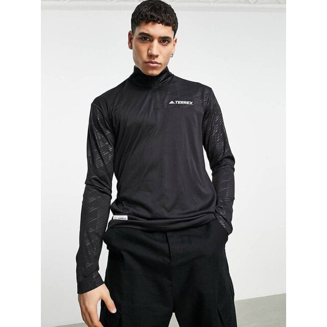 

Черная куртка на молнии adidas Terrex