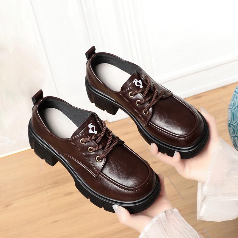 Dikke zolen loafers voor dames in lente en herfst Nieuwe vetersluiting Dikke hak Diepe mond Dames Enkelen College stijl Leren schoenen
