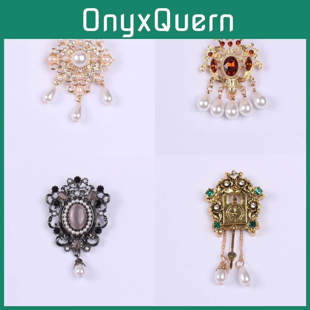 Vintage Palace Style Brooch For Women With Alloy Geometric Decorative Pin Accessory