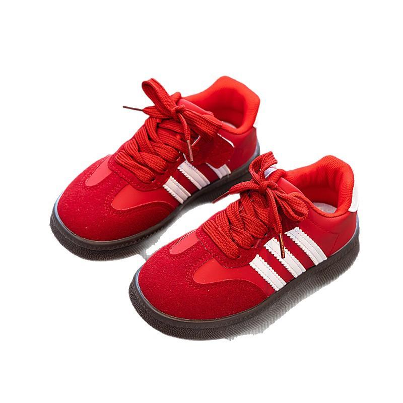 Kinder-Board-Schuhe Trendmarke 2025 Herbst neu Koreanische Version Jungen und Mädchen Klettverschluss Deutsche Trainingsschuhe rote Sportschuhe