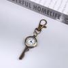 Niedliche schöne Taschenuhr im Markenstil mit Schlüsselanhänger und Kette aus Quarz