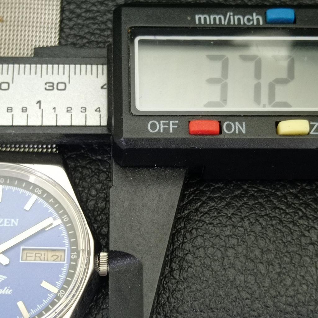 USED VINTAGE CITIZEN AUTOMATIC 8200 JAPAN MENS BLUE COLOR DIAL WATCH a434819-2 R123-a434819