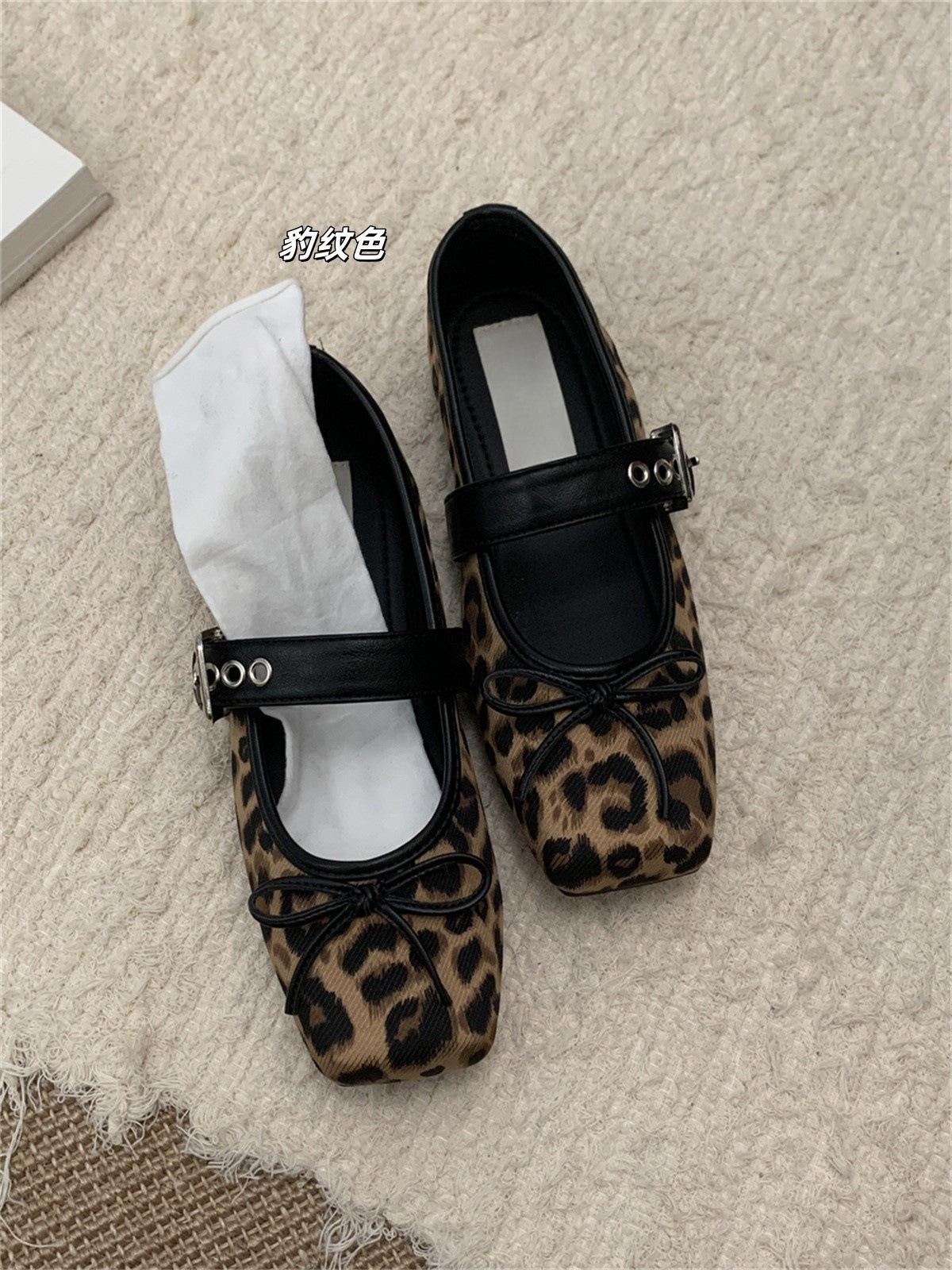 

Square head leopard print flat French Mary Jane single shoes women s shoes 2025 new spring silver ballet evening shoes 40