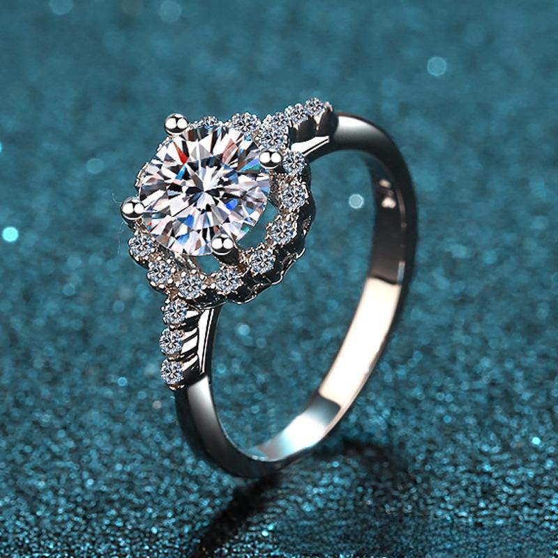 Fine Jewelry White Gold Plated Round Cut 1CT VVS GRA Moissanite Unique Personalised Sterling Silver 925 Flower Rings for Women