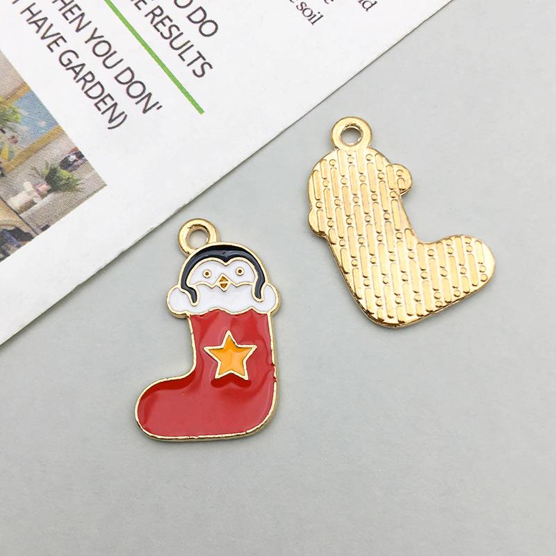 

Cute Japanese-Style Christmas Penguin Metal Badge Brooch for DIY Jewelry