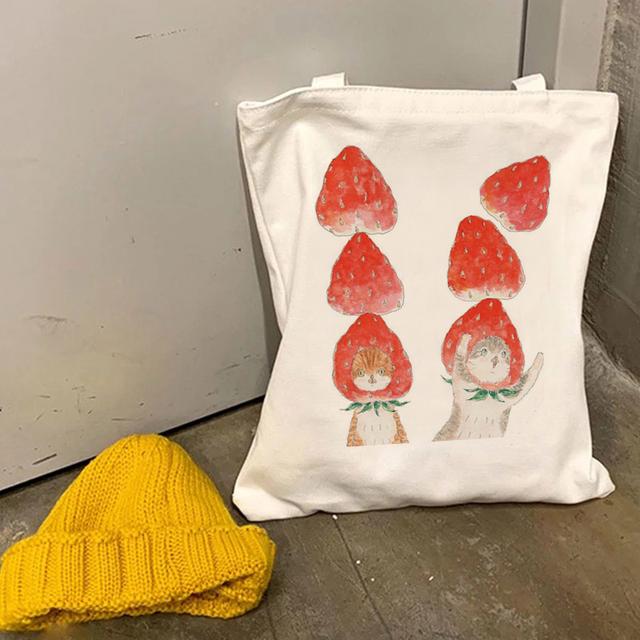 

Модная нишевая дизайнерская холщовая сумка, повседневная женская сумка на плечо, студенческая школьная сумка, белая сумка большой вместимости без молнии. 24*26cm