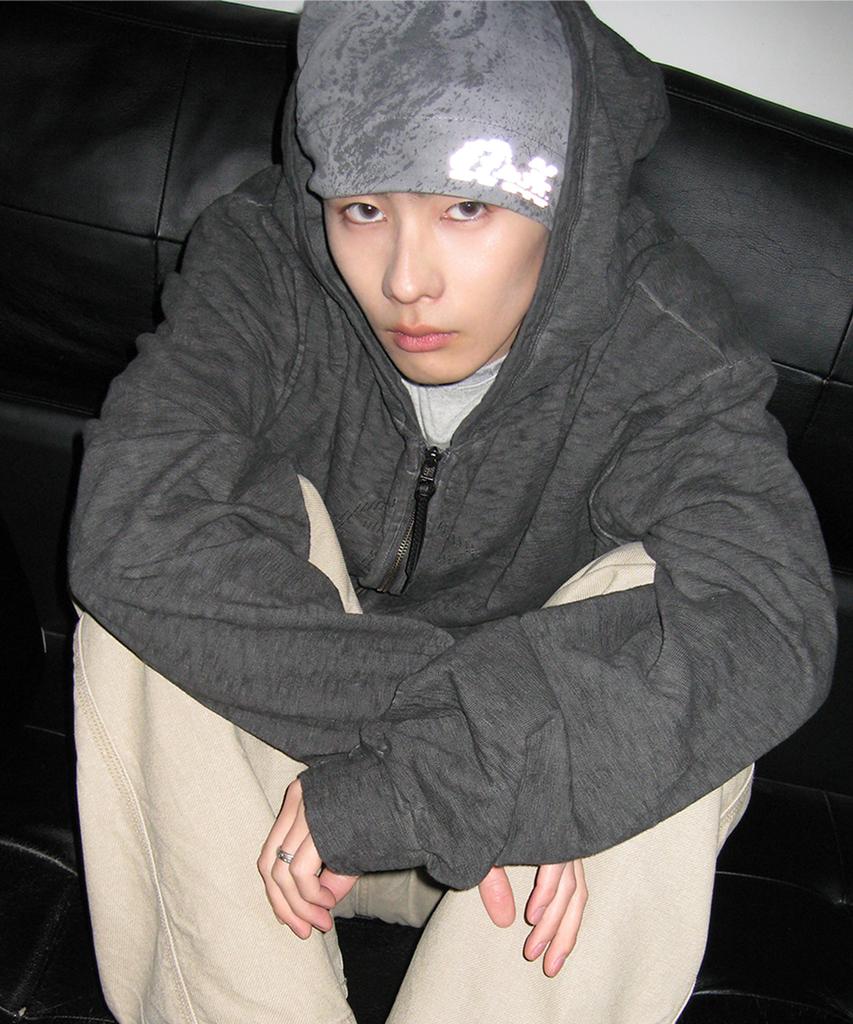 Endeuligseu Marble Dot Logo Reflect Cotton Beanie (Charcoal)