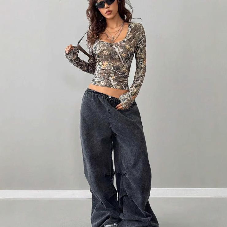 European Fashion 2025 Women's Retro Camouflage Tree Branch Pattern U-Neck Slim Fit Cropped T-Shirt