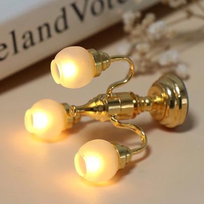 1:12 Domeček pro panenky Mini 3ramenná stropní lampa Lustr Led lampa Nástěnné světlo Home Decor