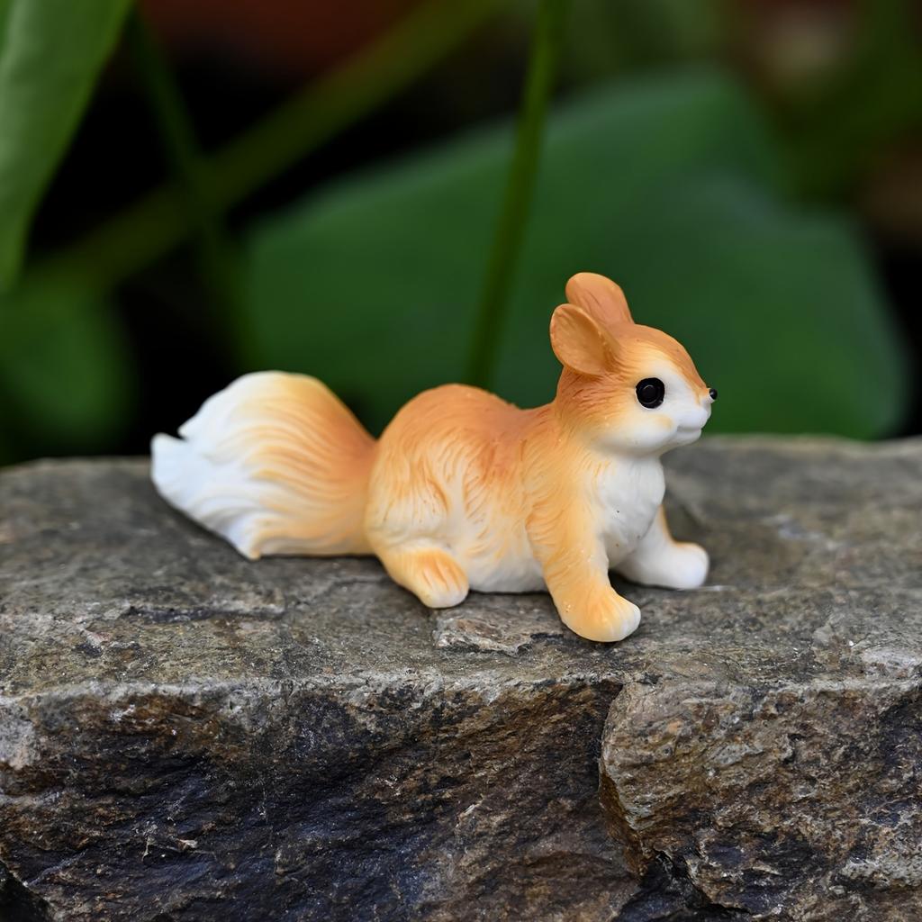 1pc, Creative Cute Healing Realistic Little Squirrel,big Tail Squirrel, Frolicking Squirrel Resin Handicraft Ornaments.