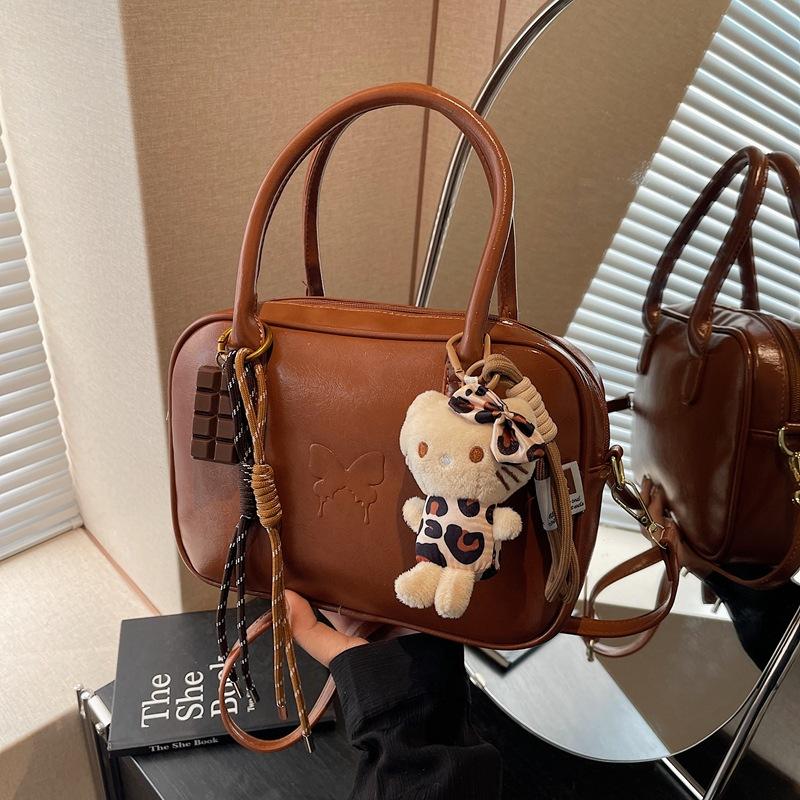 Retro fashion handbag bag women's new large-capacity shoulder pillow bag commuter messenger bag