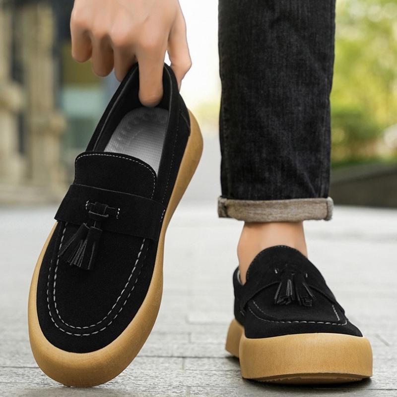 

Новые осенние мужские туфли-бобы, лоферы в британском стиле, модные мужские повседневные туфли 46 чёрный