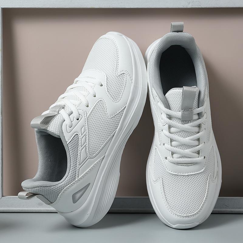 

Running Shoes Men 2025 Lightweight Sports Shoes Breathable Comfortable Sneakers Non Slip Athletic Shoes for Men Training 45