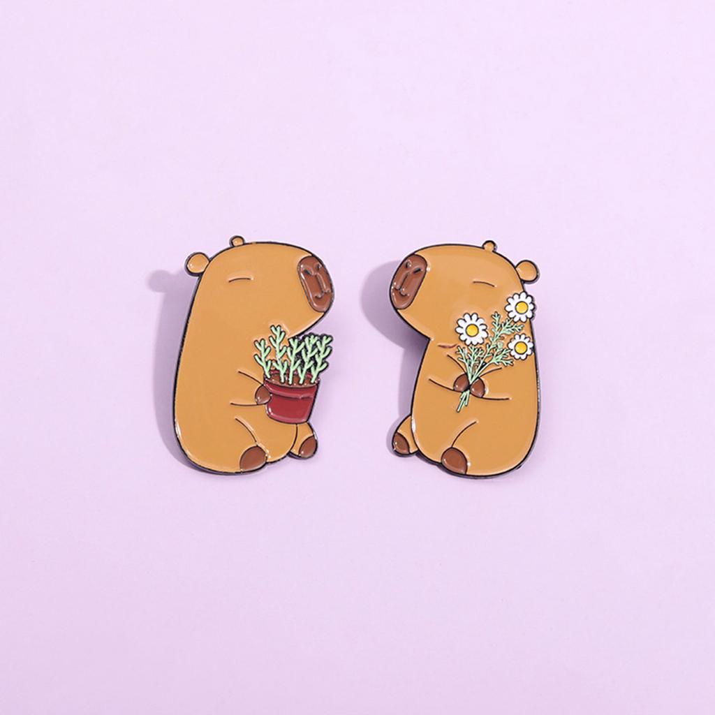 1 Pair Capybara Shaped Brooch Pin Handmade Lapel Badge Fashionable Alloy Animal Themed Jewelry for Clothing Accessory
