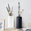 Nordisk Plast Liten Vas för Bordskiva Hem Blomsterarrangemang Vardagsrumsinredning Minimalistisk Dekorativ Skrivbordsblomhållare